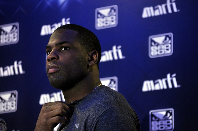 误与团队配 误与团队配